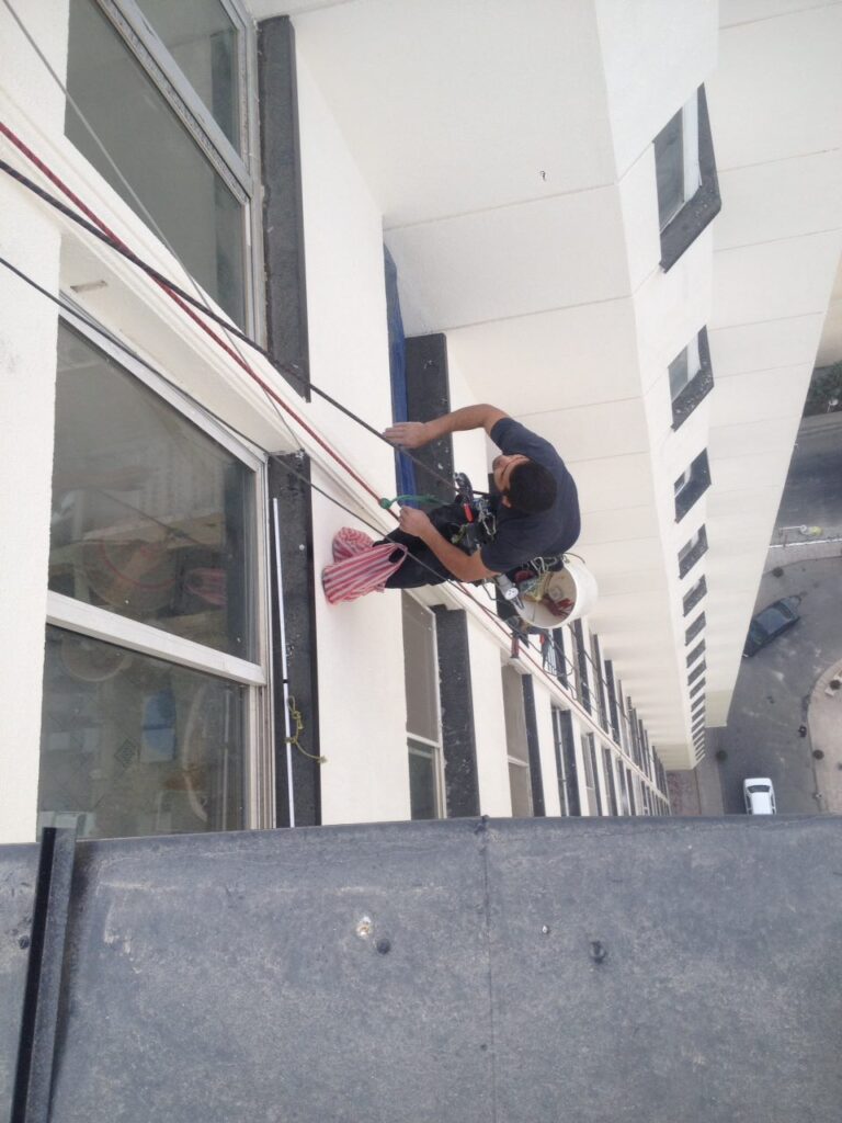 Application of waterjet in washing